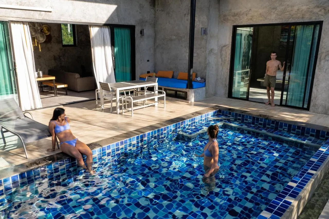 Stylish Pool Villa - 10 Mins Walk To The Beach Ko Lanta